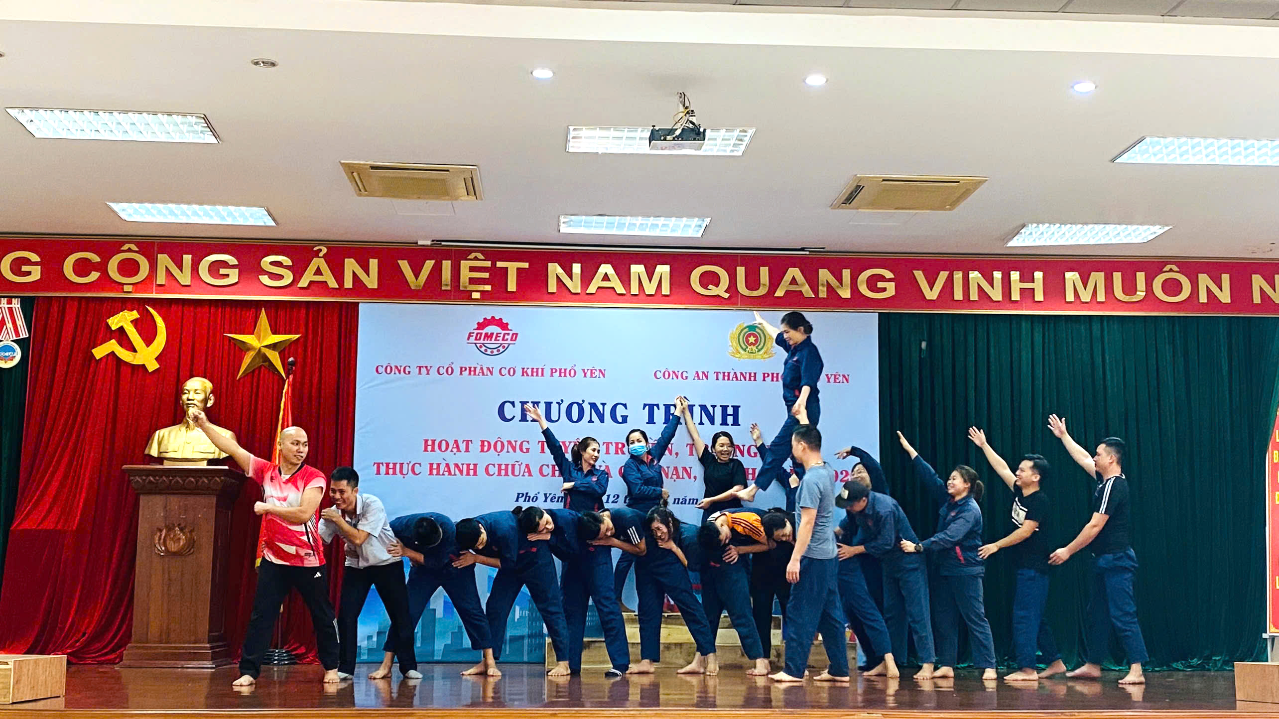 z5904180702763_cfc1fb2fdd13e8fe087d540f29f8e91c-1